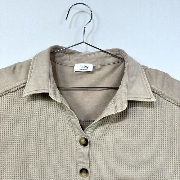 BluIvy Young Comtemporay Oversized Side Pocket Waffle Collared Polo Women's LG - Picture 2 of 4